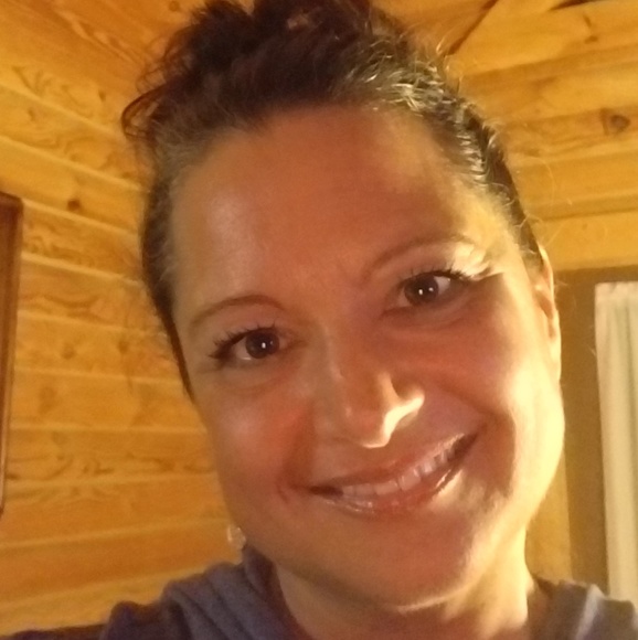 Meet your Posher, Teresa - Picture 1 of 1